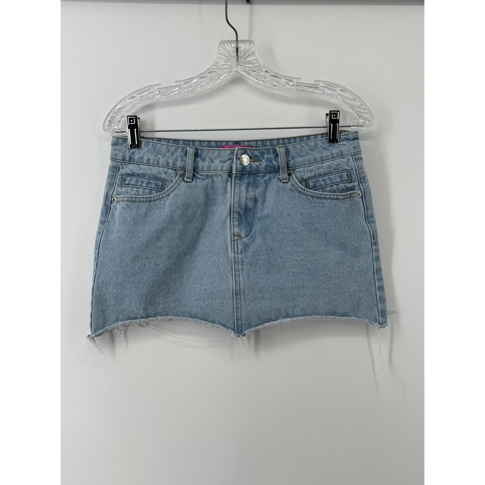 Edikted Light Wash Denim Mini Skirt Raw Hem Blue 0774
